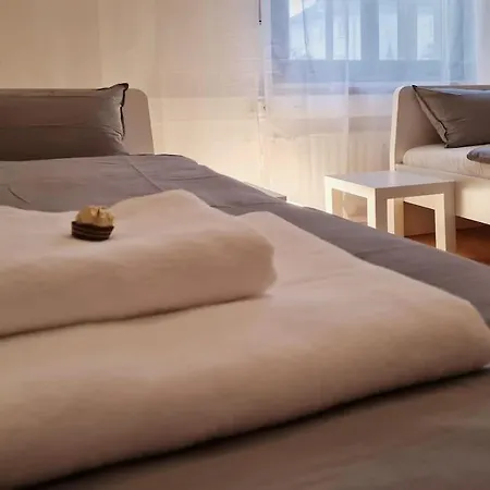 Sweet Home, & Quiet * Munich
