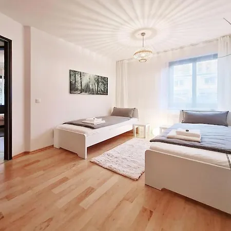 Sweet Home, & Quiet Apartment